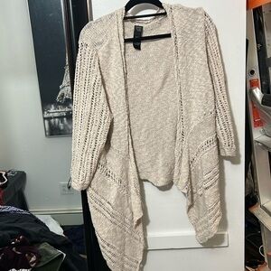 RASAELLA studio 2X cream knit cardigan can absolute elevate any outfit